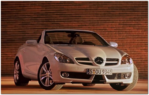 Новый автомобиль SLK класса от Mercedes-Benz
